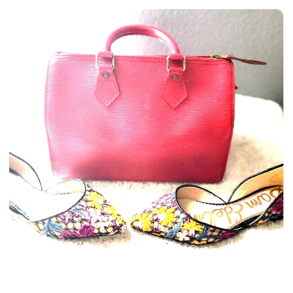Louis Vuitton Epi speedy 25 (discontinued)